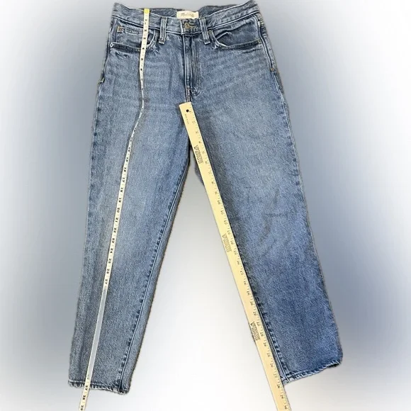 Madewell The Mom Jean in Melva Wash size 26 - Picture 8 of 16